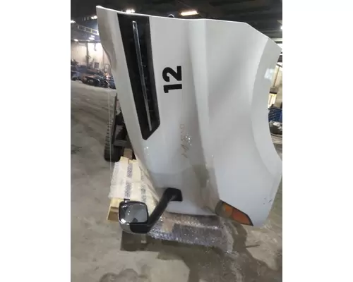 FREIGHTLINER CASCADIA 126 2017-2025 HOOD