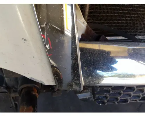 FREIGHTLINER CASCADIA 126 2019-2024 GRILLE