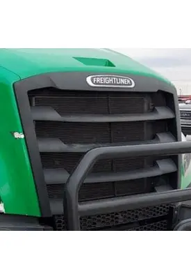 FREIGHTLINER CASCADIA 126 2019-2026 GRILLE