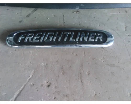 FREIGHTLINER CASCADIA 126 2019-2026 GRILLE