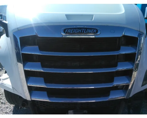 FREIGHTLINER CASCADIA 126 2019-2026 GRILLE
