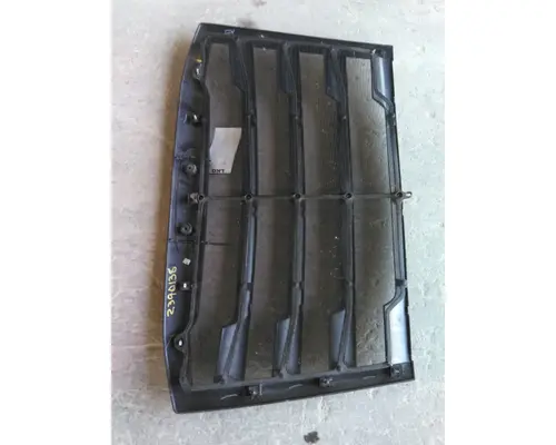 FREIGHTLINER CASCADIA 126 2019-2026 GRILLE