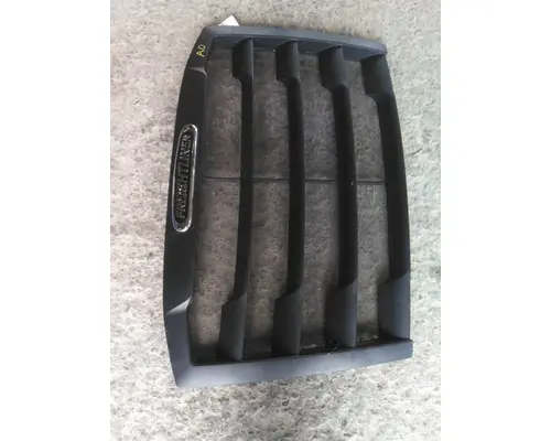FREIGHTLINER CASCADIA 126 2019-2026 GRILLE