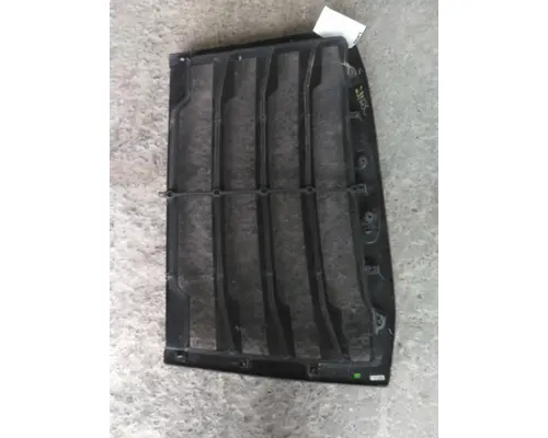 FREIGHTLINER CASCADIA 126 2019-2026 GRILLE