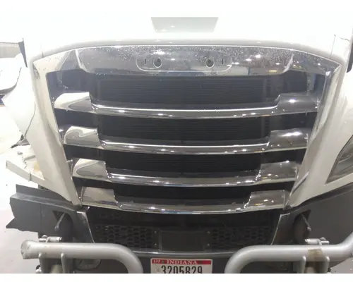 FREIGHTLINER CASCADIA 126 2019-2026 GRILLE