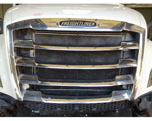 FREIGHTLINER CASCADIA 126 2019-2026 GRILLE