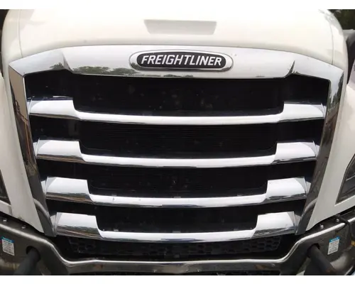 FREIGHTLINER CASCADIA 126 2019-2026 GRILLE