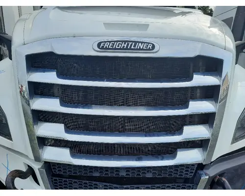 FREIGHTLINER CASCADIA 126 2019-2026 GRILLE