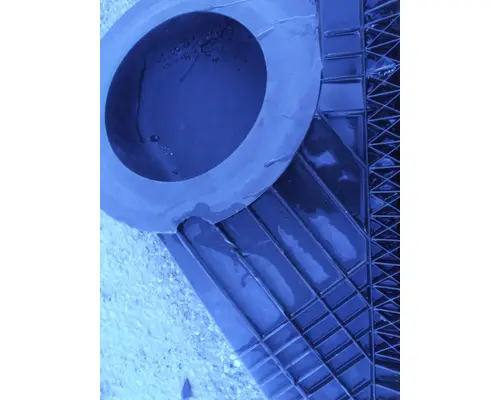 FREIGHTLINER CASCADIA 126 AIR CLEANER