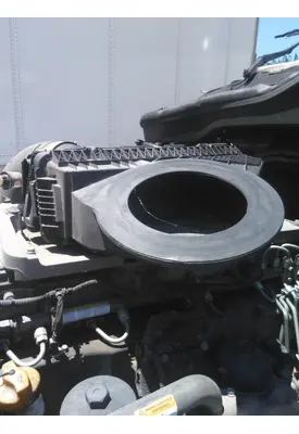 FREIGHTLINER CASCADIA 126 AIR CLEANER