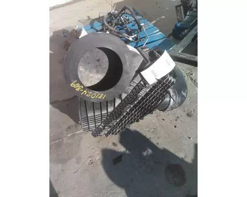 FREIGHTLINER CASCADIA 126 AIR CLEANER