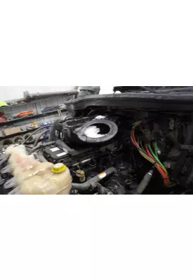 FREIGHTLINER CASCADIA 126 AIR CLEANER