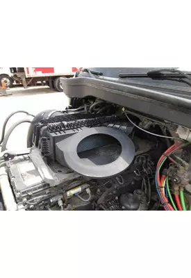 FREIGHTLINER CASCADIA 126 AIR CLEANER