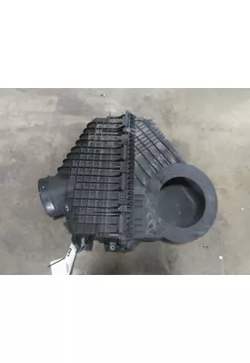 FREIGHTLINER CASCADIA 126 AIR CLEANER