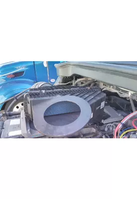 FREIGHTLINER CASCADIA 126 AIR CLEANER