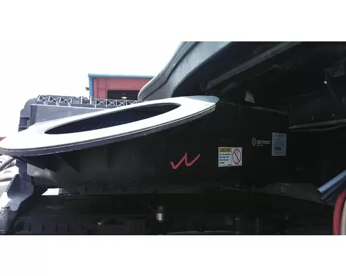 FREIGHTLINER CASCADIA 126 AIR CLEANER