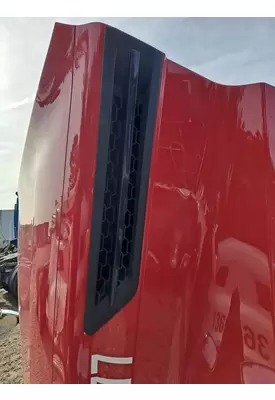 FREIGHTLINER CASCADIA 126 AIR INTAKE LOUVER/COVER
