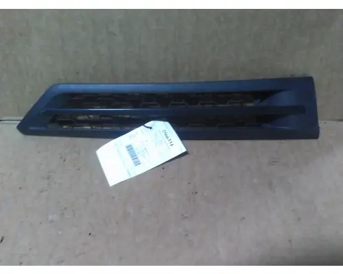 FREIGHTLINER CASCADIA 126 AIR INTAKE LOUVERCOVER