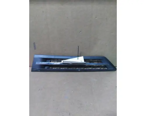 FREIGHTLINER CASCADIA 126 AIR INTAKE LOUVERCOVER