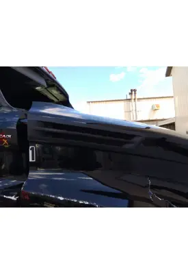 FREIGHTLINER CASCADIA 126 AIR INTAKE LOUVER/COVER