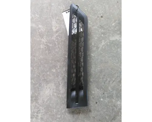 FREIGHTLINER CASCADIA 126 AIR INTAKE LOUVERCOVER