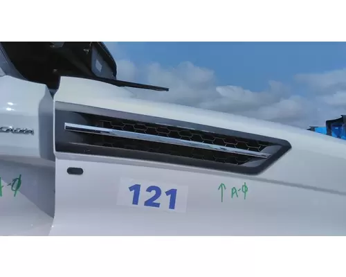 FREIGHTLINER CASCADIA 126 AIR INTAKE LOUVERCOVER
