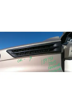 FREIGHTLINER CASCADIA 126 AIR INTAKE LOUVER/COVER