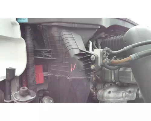 FREIGHTLINER CASCADIA 126 AIR INTAKE