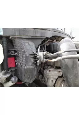 FREIGHTLINER CASCADIA 126 AIR INTAKE