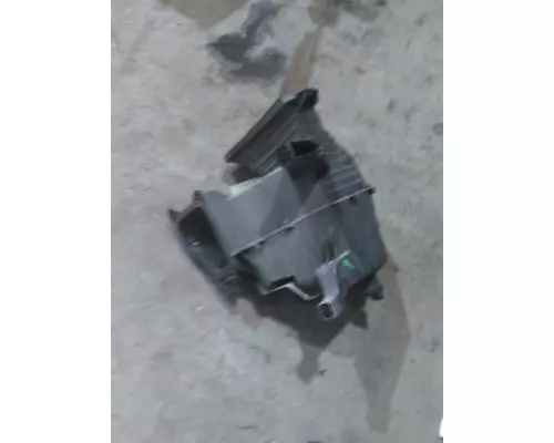 FREIGHTLINER CASCADIA 126 AIR INTAKE