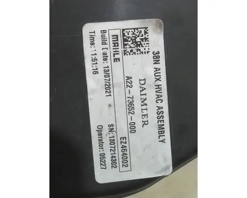 FREIGHTLINER CASCADIA 126 AIR INTAKE