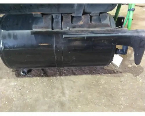 FREIGHTLINER CASCADIA 126 AIR TANK