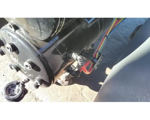 FREIGHTLINER CASCADIA 126 AIR TANK