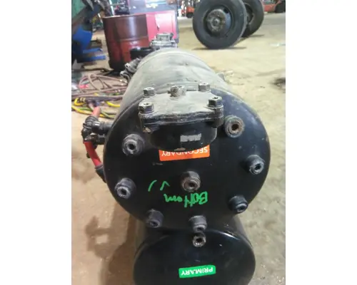 FREIGHTLINER CASCADIA 126 AIR TANK