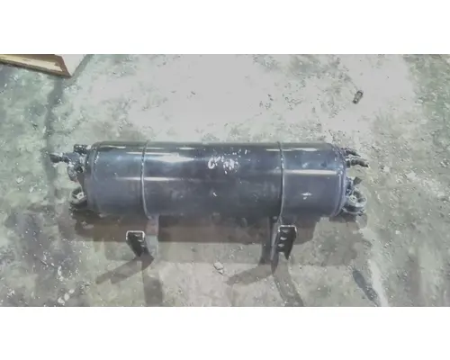 FREIGHTLINER CASCADIA 126 AIR TANK