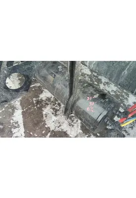 FREIGHTLINER CASCADIA 126 AIR TANK