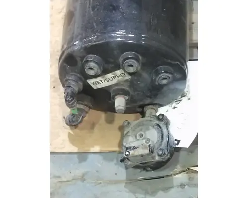 FREIGHTLINER CASCADIA 126 AIR TANK