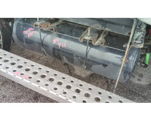 FREIGHTLINER CASCADIA 126 AIR TANK