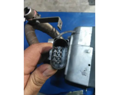 FREIGHTLINER CASCADIA 126 AUXILLARY HEATER