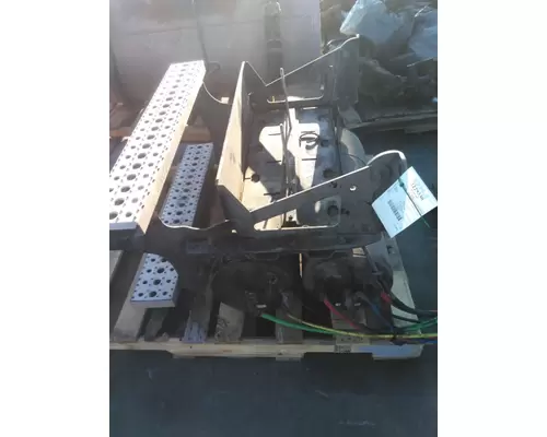 FREIGHTLINER CASCADIA 126 BATTERY BOX