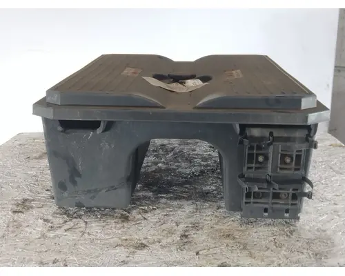 FREIGHTLINER CASCADIA 126 BATTERY BOX