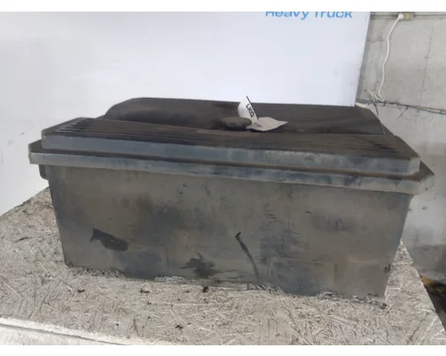 FREIGHTLINER CASCADIA 126 BATTERY BOX