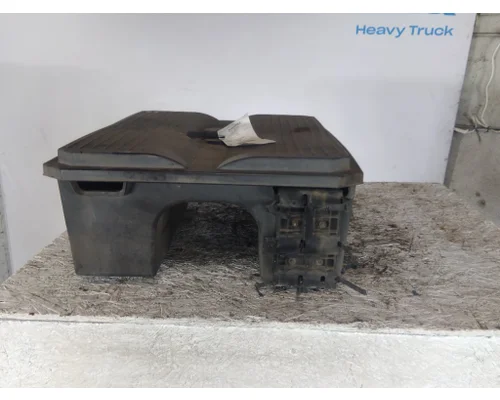 FREIGHTLINER CASCADIA 126 BATTERY BOX