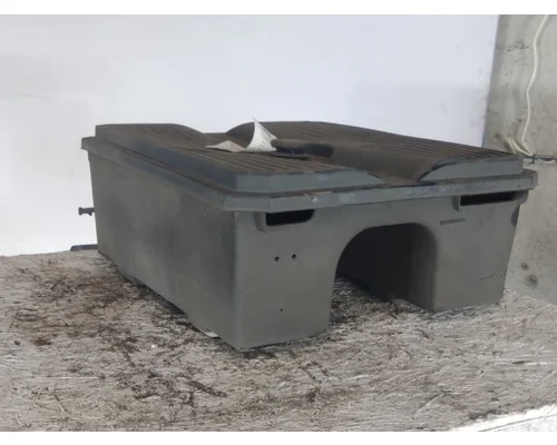 FREIGHTLINER CASCADIA 126 BATTERY BOX