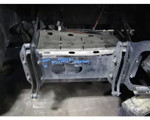 FREIGHTLINER CASCADIA 126 BATTERY BOX