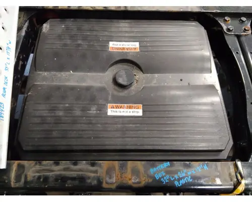 FREIGHTLINER CASCADIA 126 BATTERY BOX