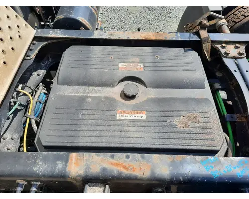 FREIGHTLINER CASCADIA 126 BATTERY BOX