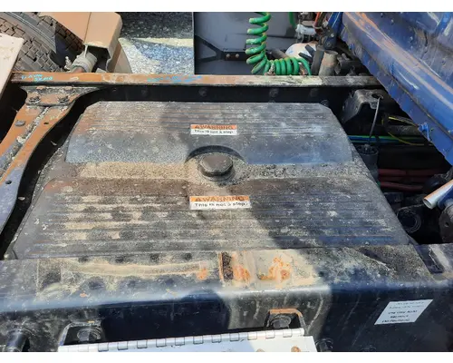 FREIGHTLINER CASCADIA 126 BATTERY BOX