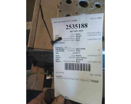 FREIGHTLINER CASCADIA 126 BATTERY BOX