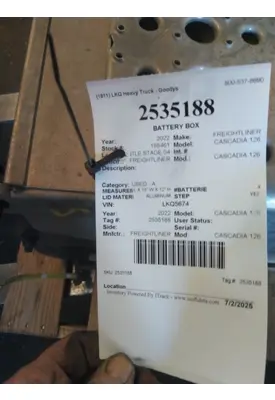 FREIGHTLINER CASCADIA 126 BATTERY BOX
